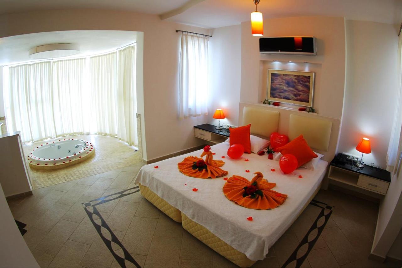 Golden Life Heights Deluxe Suite Hotel - Adult Only Oludeniz Exterior photo